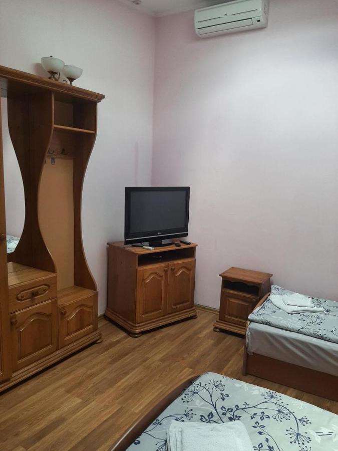 Hotel Nikolet Мукачеве Екстериор снимка